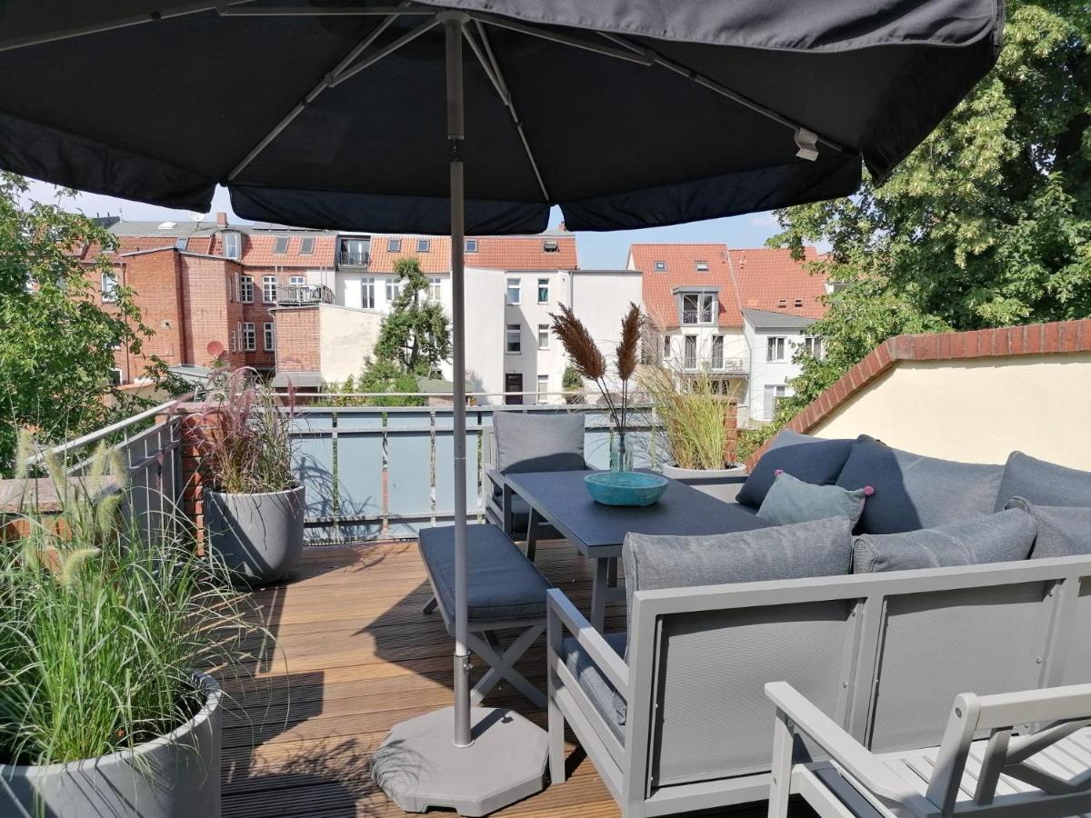Townhouse Altstadt Wismar Upper Apartment Mit Zwei Terrassen Ngoại thất bức ảnh
