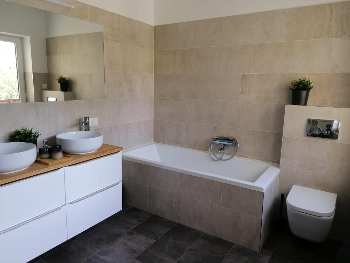 Townhouse Altstadt Wismar Upper Apartment Mit Zwei Terrassen Ngoại thất bức ảnh